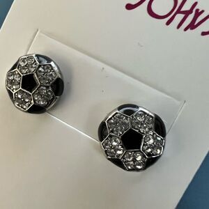 💛 Betsey Johnson Sparkling Soccer ball stud earrings 💛
